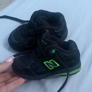 New Balance Black Sneakers with Neon Green Accents - Kids